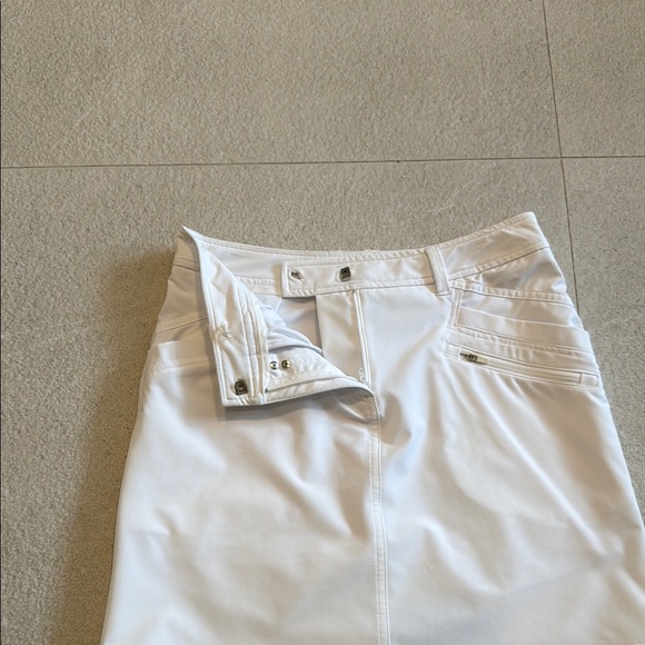 White Denim Mini golf Skort - Picture 4 of 9